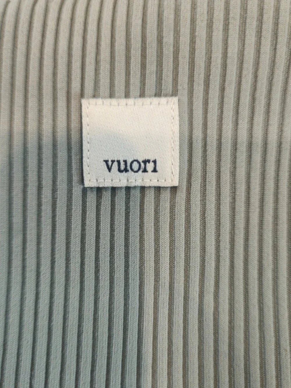 Vuori Inversion Rib High Waist Bike Shorts Sage Green XS Athletic Biker Shorts - Picture 6 of 9